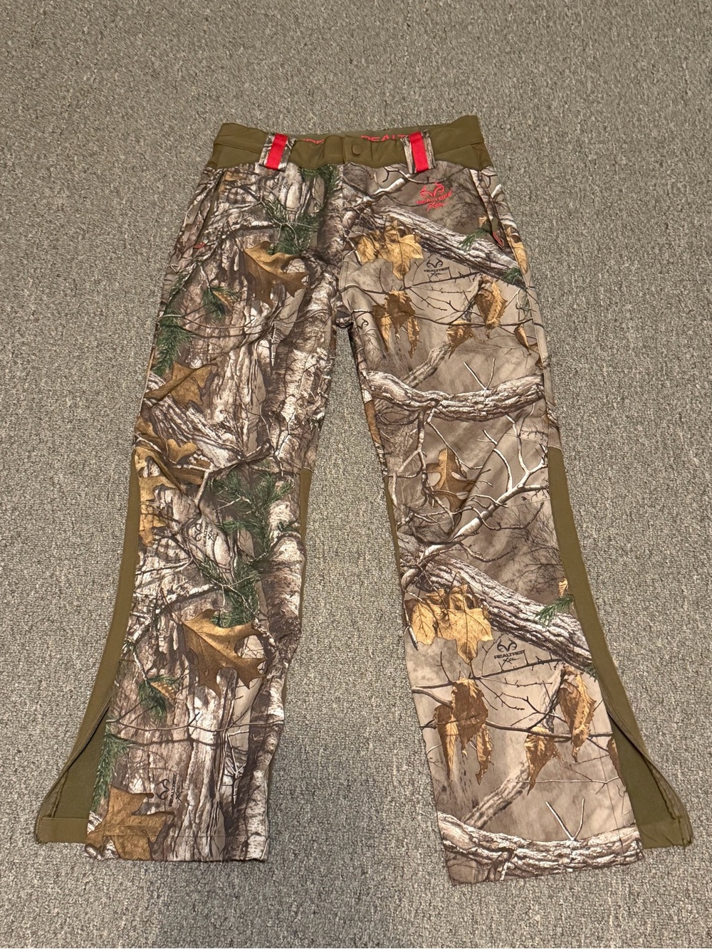 Realtree Women's Fleece Lined Camo Hunting Pants Size M 38-40 Ankle Zip Xtra